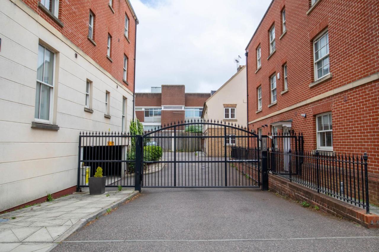 The Chaucer - Modern 3 Bed Home With Parking Close To City Centre 캔터베리 외부 사진